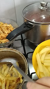 Meniu de post (vegan) cartofi prăjiți și ciorba de cartofi și păstăi și la desert biscuiți cu gem de caise | Preparate rapide si ușoare cu DianaC