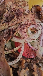 Unbezahlte Werbung | Saftig, zart und einfach wow! 🔥🥩 Der Steak Döner bei @mr.steak.doner ist nicht einfach nur Essen – das ist Erlebnis im Brot. Wer einmal probiert, versteht den Hype sofort. 💚 #badsalzuflen #Steakdöner #FoodLove #UnpaidAd #döner | A_lito