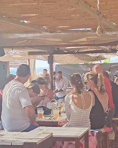 Sandy-Beach on Reels | Facebook