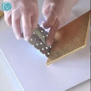 How To Gravity Defying Buttercream Cube Cake!🤯 | Cupcake Savvy