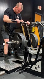 11K views · 579 reactions | Belt Squat If you’re looking to grow...