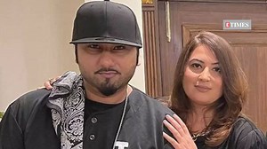 Putting an end to the two-and-a-half-year-old litigation, the Delhi court has finally granted divorce to rapper Honey Singh and his wife, Shalini Talwar. The two parted ways after 11 years of their marriage. | ETimes