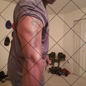 LIIFT4 Week 3 Chest and triceps Lift 50/50 Love and hate this workout lol let me explain why! The lifting part is freaking amazing a lot fun, the HIIT part not so much! 1 minute of 180 squat jumps followed by 45 sec of soccer run finishing up with 30 sec plyo lunges is not faint of heart🔥💦 great way to end the night tho 😂 Everybody has a goal of what they want or who they would like to become. No matter how big the goal is, the only way to make it a reality is if you're disciplined during the