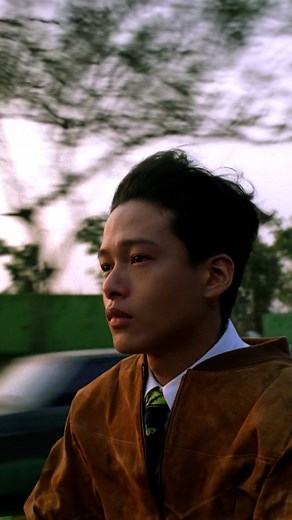 Asian Cinema Archive on Instagram: "Vive L’Amour (1994), Tsai Ming-liang The urban jungle of Taipei is buzzing with activity, but true human connections are rare. A vacant luxury apartment is used for casual sex; a series of comical incidents reveal three people simultaneously finding solace under this same roof, although they each lead a separate, lonesome life. #asiancinema #cinephile #cinephilecommunity #taiwanesecinema"