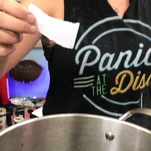 18 reactions | Woad dye test! Did you expect that color change? . . #htme #dye #diy | How To Make Everything | Facebook