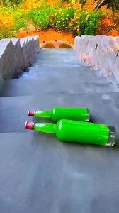 23K views · 154 reactions | Grinding glass #decompression video #smashing glass #extremely comfortable #mania #Extremely #decompression #sisepald #viralpost2024 #viralreelsfb #tiktokviral #viralvideochallenge #ünzip #fbshorts #Asmr #reelsviralシ | MovieMaza | Facebook