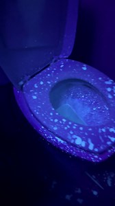 Homemade black light | Victor Dias TV