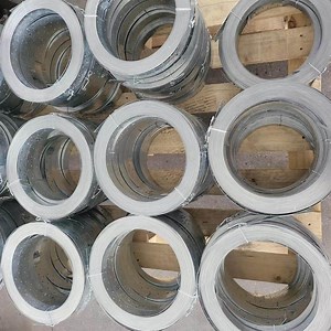 [Hot Item] Galvanized Metal Hanger Strap Punched Hoop Iron Roll and Tensioner