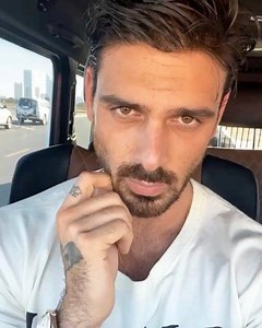 Michele Morrone is handsome, no ands, buts or ifs. What do you think? 🥰 | Michele Morrone & Anna Maria Sieklucka