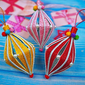 1.3K views | Learn how to make this DIY Christmas ornaments for your home deocration It's very easy and interesting to make. Decorate your tree with some beautiful handmade Xmas ornaments!❄ #christmas2025challengechallenge #christmascrafts #christmasdecor #christmasornaments #Christmas | Million Ideas of Crafts | Facebook