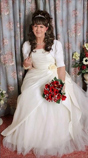 Tanya Melody shorts 233 Crossdressing fashion - Wedding dress.