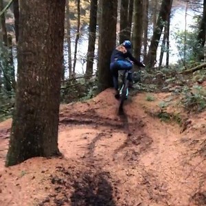 Or... left turn Clyde 👈👈😂 . Reposted from @marthagmarthag (@get_regrann) - “This is some rampage sh*t like.” 🤷🏻‍♀️😅🗿 @marinbikes @wildernesstrailbikes @leatt_mtb @hopetech @deitycomponents @pnwcomponents #mtb #mountainbikes #bikes #fail #mtbfail #jerryoftheday #gowaan #shralp #shralpsunday #mtb #mountainbike #mountainbiking #mtblove #winteriscoming #funtimes #weekend #muddyfun #mud #funtimes #ministryofmud #approved | Mudhugger