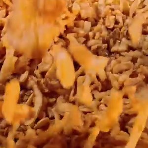 Satisfy those zinger cravings with a CRISPY BBQ Zinger for lunch! Enjoy the delicious smoky flavour with a hot and spicy zinger fillet, loaded with smoky barbeque sauce, cheddar cheese, crispy onions and bacon, all between a soft brioche bun! #KFC #KFCJamaica #KFCCrispyBBQZinger #Lunchtime #KFCCravings | KFC