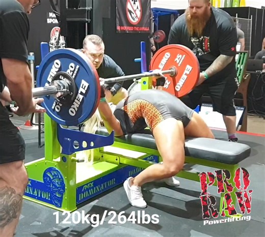 Jen Smith benching 120kg at 59kg at ProRawXI | PTC Headquarters