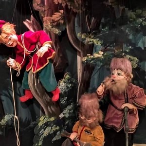Peter and the Wolf puppets by Sky Highchief (Ralph Emory) designed as a touring show on a double bridge stage with a turntable. | Dallas Puppet Theater