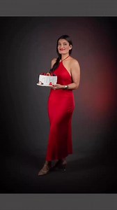 Feliz cumpleaños [Julissa Paulino]! Hoy celebramos no solo un año más de su vida, sino también el privilegio de contar con usted en López Migration Service. Su dedicación, profesionalismo y energía positiva son clave para el éxito de nuestra empresa. Espero que este día esté lleno de alegría, amor y momentos especiales junto a las personas que usted más quiere. ¡Gracias por ser una parte tan valiosa de nuestro equipo! Disfrute al máximo su día, se lo merece. ¡Muchas felicidades! Gregory López |