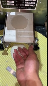 Automatic Dumpling Wrapper Machine Dumpling Wonton Chinese Baozi Bun Wrapper Maker with one free mold 60-120pieces/min (220V/50HZ, 70mm/2.75'')