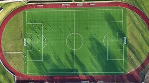 Jouer à un match de football : vidéo de stock (100 % libre de droit) 3728305963 | Shutterstock