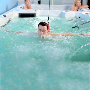 [Hot Item] Dual Zone Endless Swim SPA Pool for 6-7 People