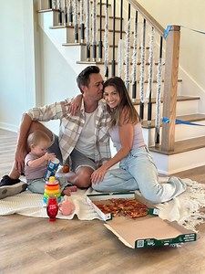 Our first memory in our first home together as a family 🍕♥️ #familytime #newhomeconstruction #homebuilding #datenightideas #firsthome #picnic | Positravelty