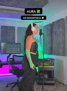 Autofocus for your voice / / Lewitt RAY (SGD565) Large-diaphragm...