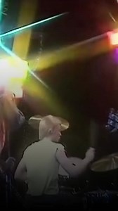 255K views · 11K reactions |  Un día como hoy “Anarchy in the U.K.” llegó a las calles 落 El clásico de los Sex Pistols se publicó el 26 de noviembre de 1976 y terminó convirtiéndose en uno de los himnos más poderosos del punk. Rolling Stone lo incluyó en su lista de las 500 mejores canciones de todos los tiempos. ⚡ #SexPistols #AnarchyInTheUK #PunkRock #RockHistory #ZRockAndPop | Z Rock & Pop | Facebook