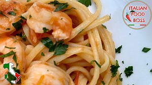 Prawn bavette pasta recipe - Ready in 15 minutes (Italian style!) - Italian Food