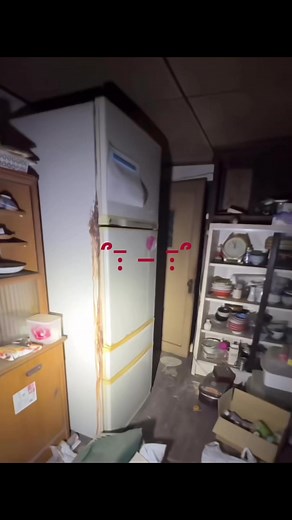 Rotten refrigerator ՞߹ - ߹՞ ︎︎ ︎︎︎ ︎︎︎ ︎︎︎ ︎︎︎ ︎︎︎ ︎︎︎ ︎︎︎ ︎︎︎ ︎冷蔵庫の中には... #冷蔵庫 #ホラー #horror #scary #怖い