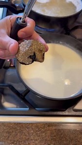 Experience the epitome of quality nonstick action with our cookware! 🍳✨ Join us in the kitchen as we craft a delectable pasta masterpiece. Unleash the art of easy cooking with Chef Luca Ciano! 🍝🔥 #NonstickMagic #CookingInStyle #QualityCookware | Swiss Diamond Cookware & Kitchenware