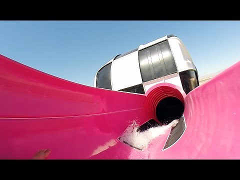 Good Vibrations : Water Slide at Cowabunga Bay (Las Vegas)