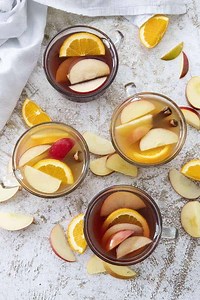 Wine Apple Cider Cocktail - The Salty Marshmallow