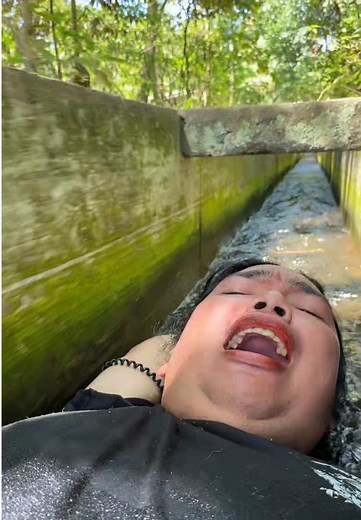 Phone fell in irrigation canal? What to do when your phone gets wet