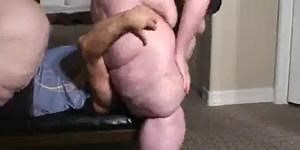 Brie Val facesitting