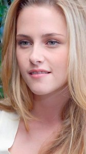 Kristen Stewart 💖🌹 Check her complete body statistics: https://ubergossip.com/kristen-stewart-measurements-size/ #KristenStewart #celebritcaster #kristenstewartstyle #actressfrom90s #fypシ゚viralシ #viralreels #viralpost2024 #viralreelsfb #foryoupagereels #foryoupageシforyou Please give me STARS 🌹⭐⭐⭐⭐⭐🌹 | Celebrity Caster