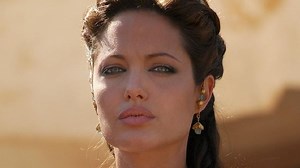 Angelina Jolie's Scrapped CLEOPATRA Movie Was a "Love Affair" Epic "Political Thriller With Assassinations and Sex" That Was Almost Finished — GeekTyrant