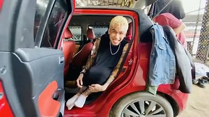 Khi Wowy chuyển nghề làm phóng viên lấy tin Tự coi tự mắc cười, có vẻ mình có thể làm diễn viên hài chăng ??? | Wowy Nguyễn