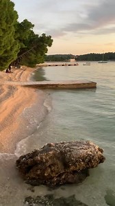 #MakarskaRivieraSunsets 👉 Yesterday on #HotelDalmacija #Makarska #beach 🌅 All about all beaches on Makarska Riviera find out in our unique beach guide, link in bio👇@makarskarivierabeaches @dalmatiahr, #MakarskaRiviera #CentralDalmatia #Croatia #CroatiaFullOfLife #Adria #MakarskaRivieraBeaches #beautifulcroatia #visitcroatia #croatiatravel #croatia_photography #beaches #sunset_madness #sunsetporn | Makarska Riviera Beaches