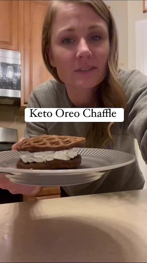 Keto Oreo Chaffle - don’t miss this one! And sound on if you want the best part of this video! 😉 More recipes in my free group here: The Keto Connection: Low Carb, Dirty Keto, Lazy Keto #keto #lowcarb #ketodesserts #lowcarbdessert #ketorecipes #lowcarbrecipes #familyfriendly #familyfriendlymeals #ketocoach #ketosupport | The Balanced Life