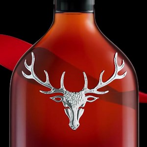 A king among men deserves a king among whiskies. Give an exceptional gift this Father’s Day. #fathersday #fathersdaywiththedalmore #perfectgift #thedalmorekingalexanderIII #thedalmore #thedalmorecambodia #cambodia | The Dalmore