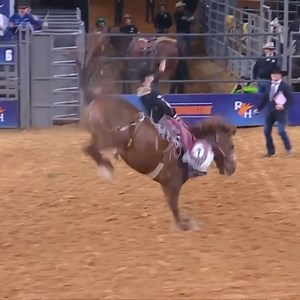 31K views · 1.1K reactions | 푳푬푰푮푯푻푶푵 푩푬푹푹풀 푱푼푺푻 푩푬푪푨푴푬 푻푯푬 푻푯푰푹푫 푩푨푹푬푩푨푪푲 푹푰푫푬푹 푬푽푬푹 푻푶 푮푶 푩푨푪푲 푻푶 푩푨푪푲 푰푵 푯푶푼푺푻푶푵 | CowboyChannel | Facebook