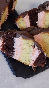 765K views · 10K reactions | Méteres kalács recept a kommenteknél! ❤️ #métereskalács #sütemény #recept #karácsony #ünnep | Gábor a Házi Pék Hivatalos | Facebook