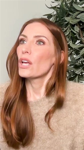 Rising above the devastation of the LA fires💔 In today’s powerful episode of @lifehappensthepodcast, Emmy-winning actress Sarah Levy from @schittscreek shares her powerful story of heartbreak, grief, and healing in the wake of unimaginable loss. With honesty, grace, and vulnerability, she talks about the grief no one prepares you for, the myths of toxic positivity, and the long, often messy process of rebuilding from the inside out. Click the link in our bio to watch this powerful episode on na