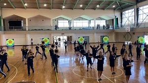 【豊野中学校吹奏楽部】 週末は、全国大会出場を決めた、春日部市立豊野中学校吹奏楽部の練習を境町の体育館にて見学しました。 さすが全国レベル。生徒たちは、厳しい指導の中、頑張っていました。ちょっとだけ、動画でお届けします。 | いわや一弘