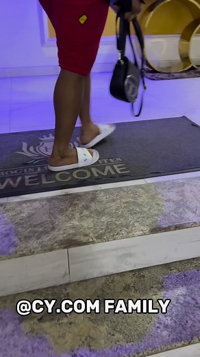 What is a married woman doing in a hotel? | Cy.Com Family