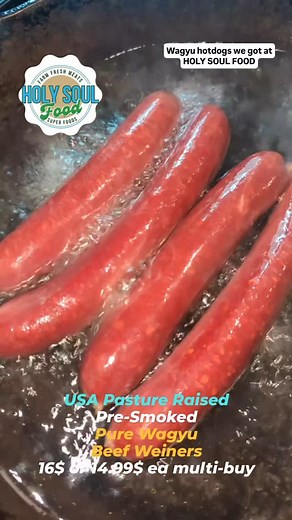 Did you know our Pasture Raised Wagyu Beef is rich in: Conjugated Linoleic Acid – Supports healthy metabolism and hormone balance Oleic Acid – Helps manage inflammation mood B12, Zinc, Iron – For energy, recovery, and mental clarity Stay cool and full this summer with our Wagyu Weiners & Breakfast Strips 16$ or 14.99$ each multi-buy DM to arrange Pickup, Uber delivery, Shipping or come out Saturday morning 8am to 12 @southendcommunitymarket and enjoy your local farmer's market #HolySoulFood #Wag