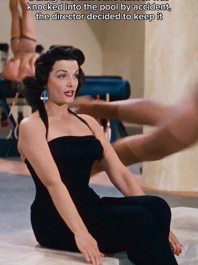 Jane Russell, the definition of a professional ✨ 🎬 [Gentlemen prefer blondes, 1953] #janerussell #gentlemenpreferblondes #1953 #50s #1950s #1950smovies #1950scinema #vintagemovies #vintagecinema #cinema #bestscenes #marilynmonroe #oldhollywood #finalcut