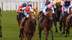 Gay Kelleway ➡️ Hayley Turner ➡️ Hollie Doyle Female jockeys making history at #RoyalAscot 👏 #InternationalWomensDay | Ascot Racecourse