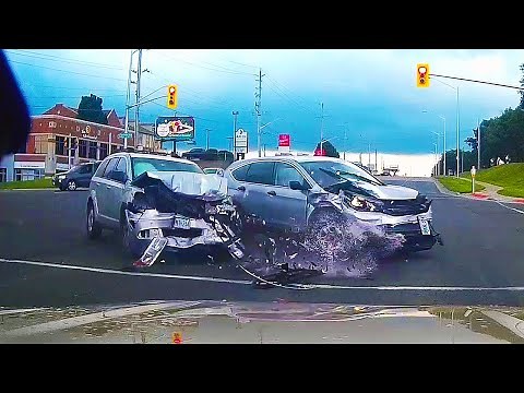Crazy Car Crash Compilation | Bad Drivers & Driving Fails (Top 33 Crashes!)