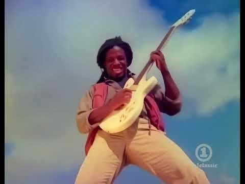 Eddy Grant - Romancing The Stone (Music Video ver. 1) (Remastered) (Odnowiony) (2160p) (4K)
