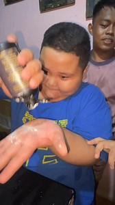 INI LABAS NA ANG CHICKEN OIL NI Terrence Railey 🤣 #friendsfollowersViewers #followersreels #armwrestling | Darwin Salunga